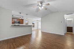 813 Benchmade Rd.  photo 4