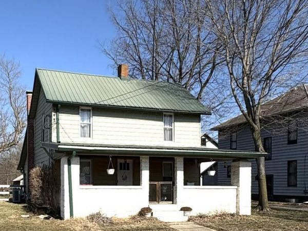 327 Moreland Street, Saint Louisville, OH 43071