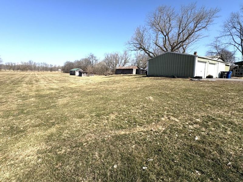 327 Moreland Street , Saint Louisville, OH 43071 Photo 14