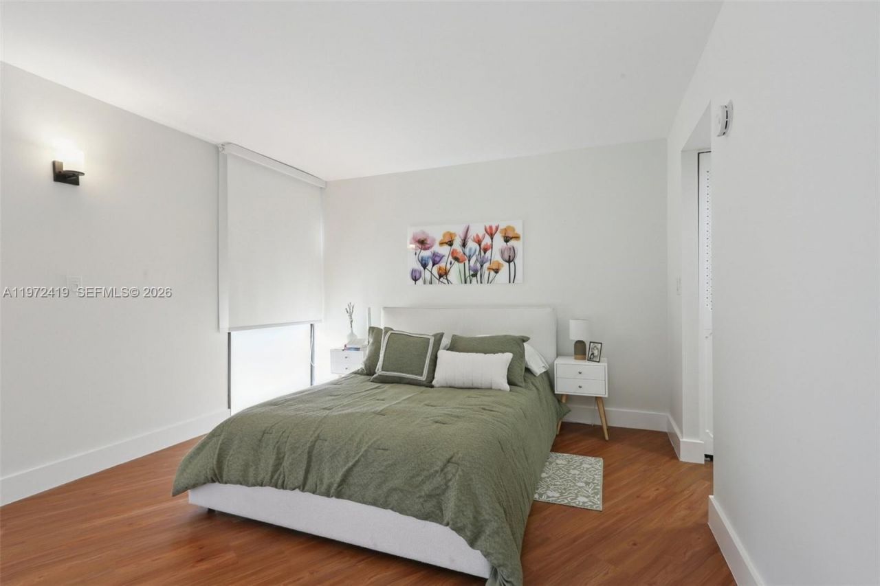 3101 N Country Club Dr , Unit 102, Aventura, FL 33180 Photo