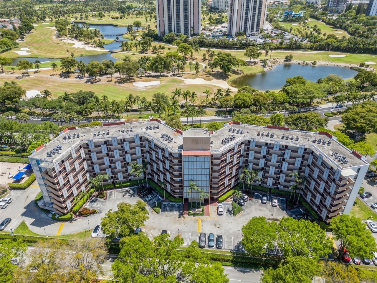 3101 N Country Club Dr , Unit 102, Aventura, FL 33180 Photo