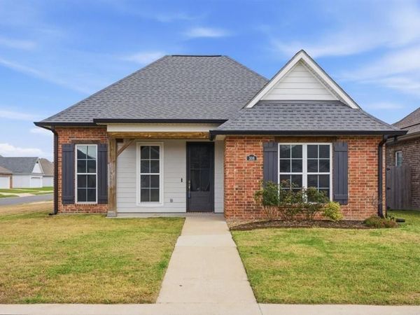 308 Paisley Parkway, Sulphur, LA 70665