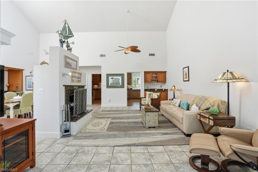 17062 Marina Cove Ln, Fort Myers, FL 33908 Photo