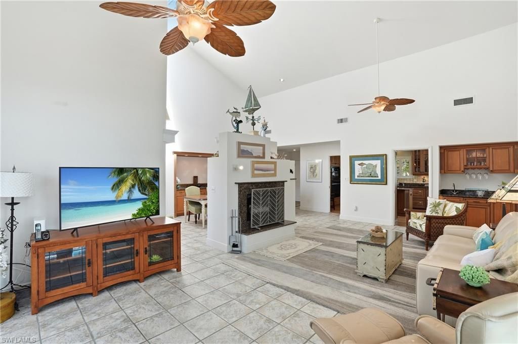 17062 Marina Cove Ln, Fort Myers, FL 33908 Photo