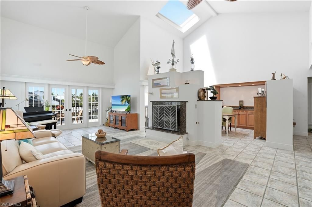 17062 Marina Cove Ln, Fort Myers, FL 33908 Photo