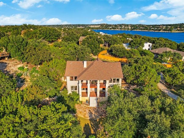 700 Augusta CIR N, Point Venture, TX 78645