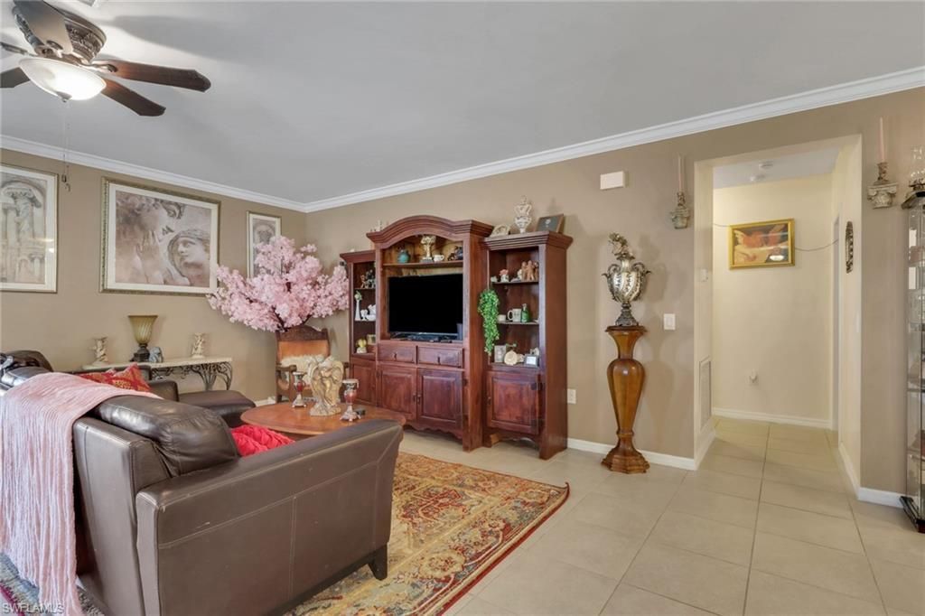 3440 Acapulco Cir, Cape Coral, FL 33909 Photo