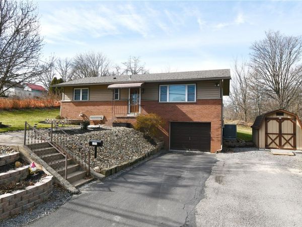 131 E Water St, Slippery Rock, PA 16057