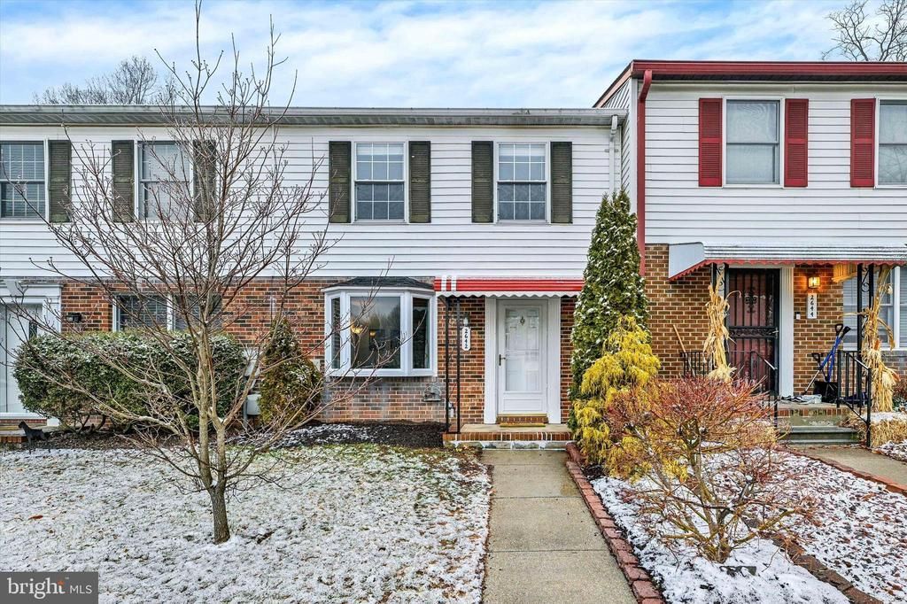 2642 Pearwood Road, Baltimore, MD 21234 Main Photo