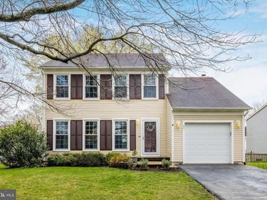 22 NEWLAND COURT, STERLING, VA 20165