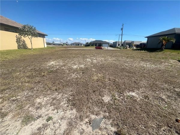 312 NW 26th AVE , CAPE CORAL, FL 33993