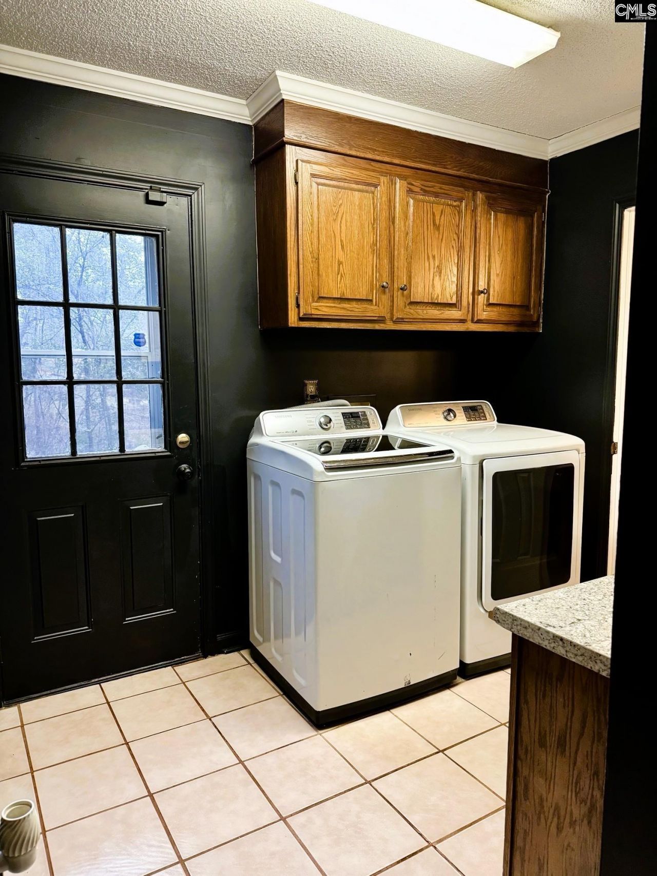 433 Winding Way  Photo 20