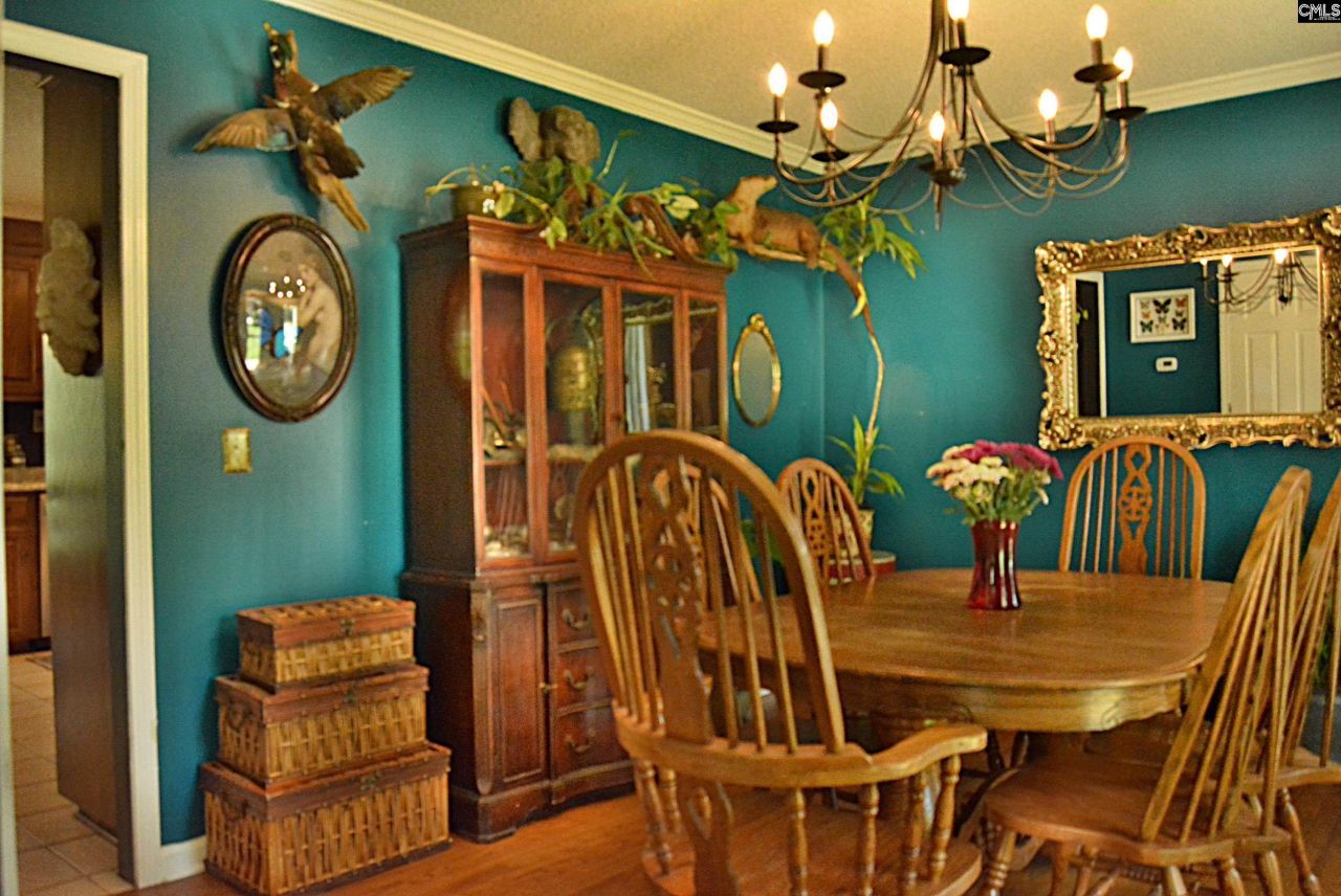 433 Winding Way  Photo 21