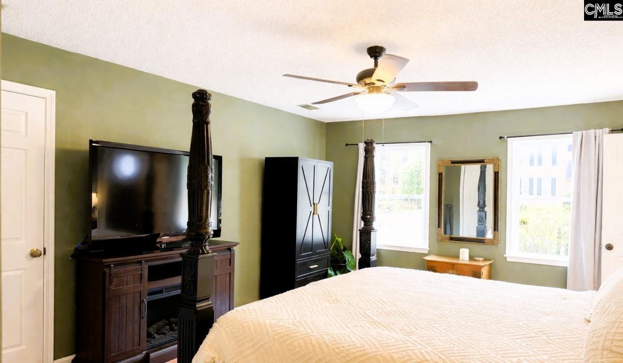 433 Winding Way  Photo 29