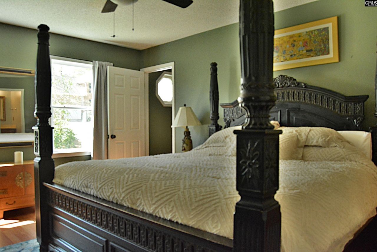 433 Winding Way  Photo 33