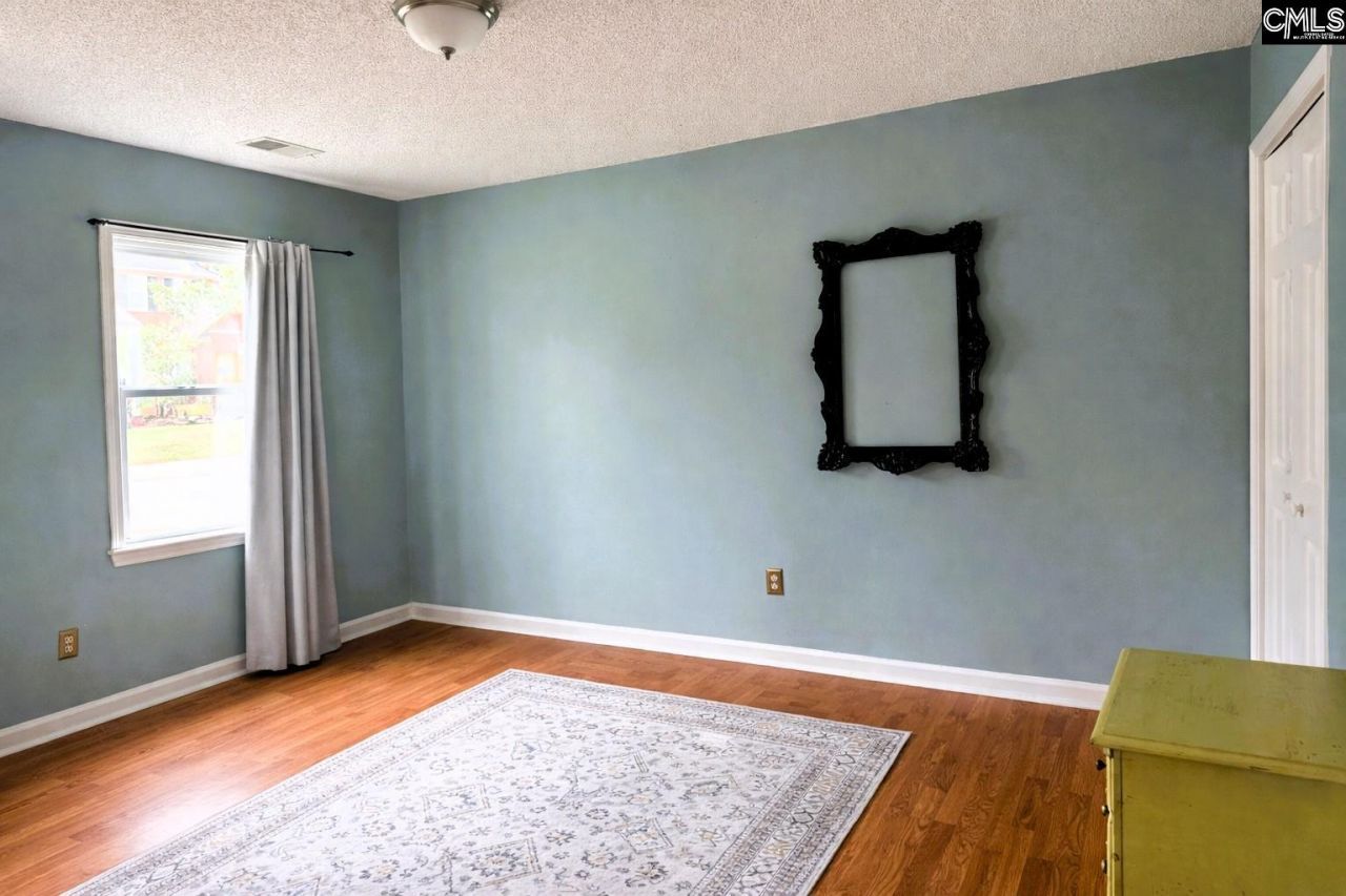 433 Winding Way  Photo 35