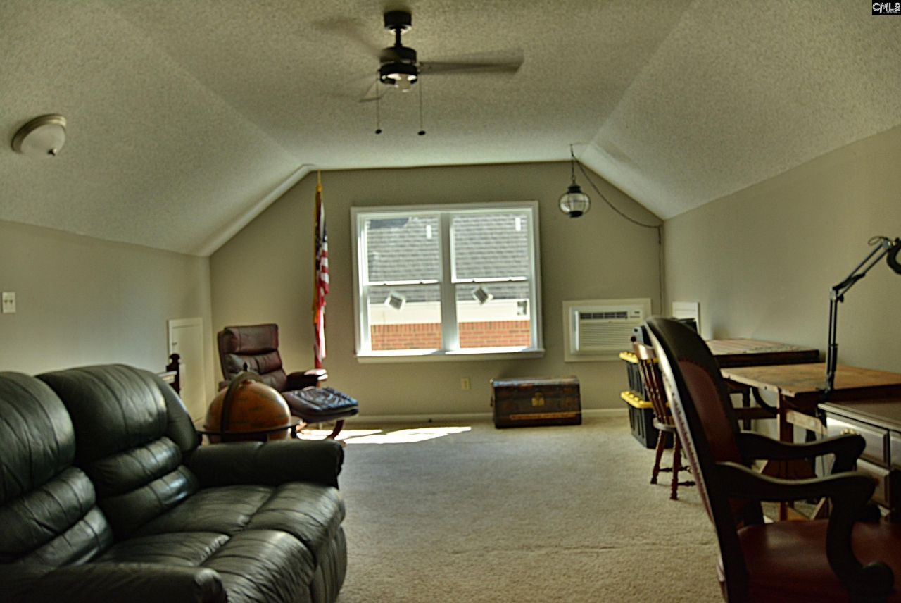 433 Winding Way  Photo 47