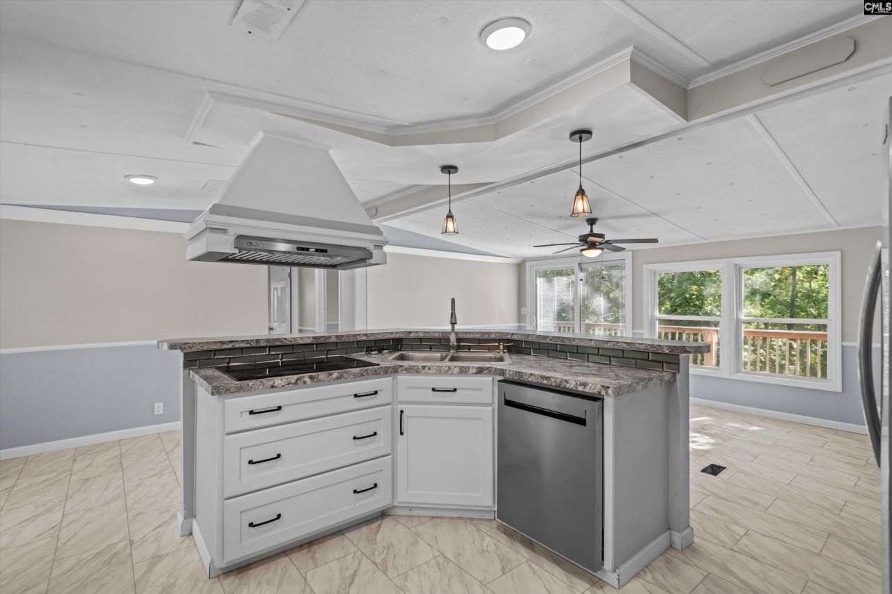 573 Canasta Drive  Photo 9