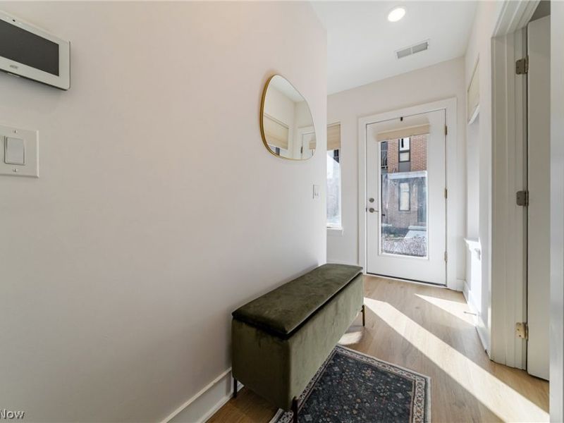 7311 Catlin Court, Cleveland, OH 44102 Photo 4