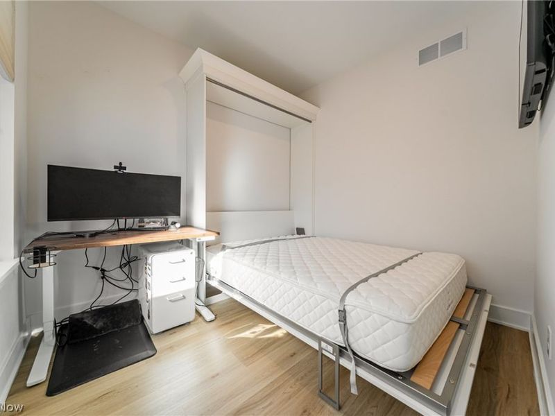 7311 Catlin Court, Cleveland, OH 44102 Photo 6