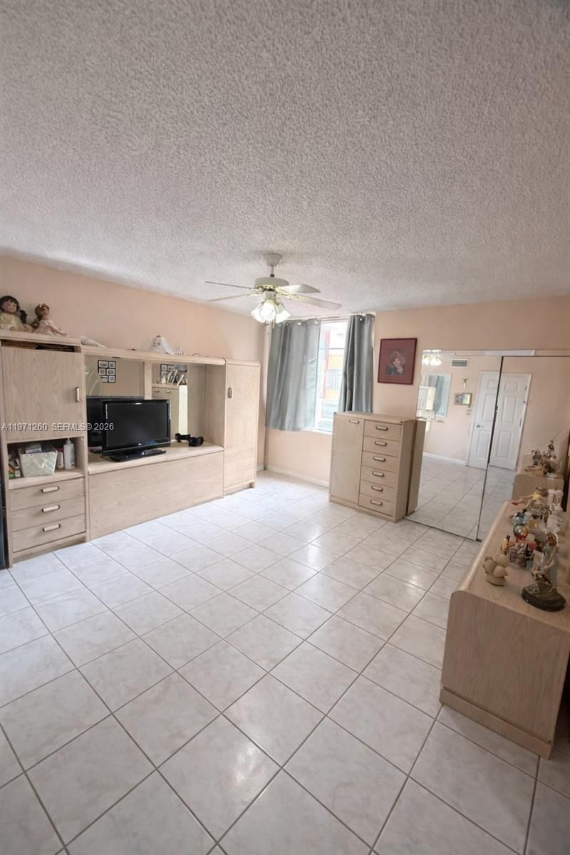 1159 W 40th St , Unit 16, Hialeah, FL 33012 Photo