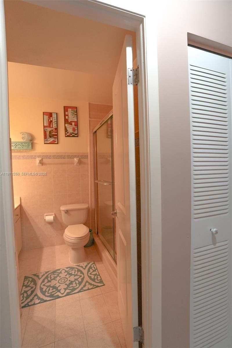 1159 W 40th St , Unit 16, Hialeah, FL 33012 Photo