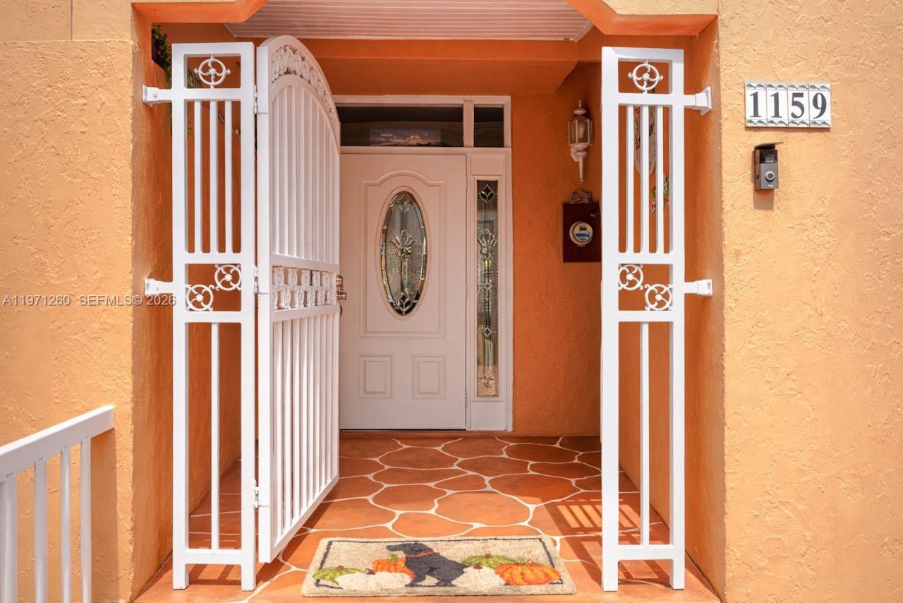 1159 W 40th St , Unit 16, Hialeah, FL 33012 Photo