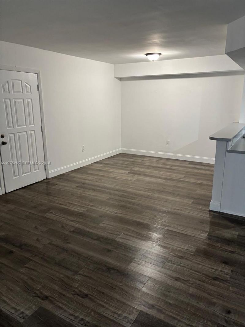 8670 SW 212th St, Unit 203, Cutler Bay, FL 33189 Photo