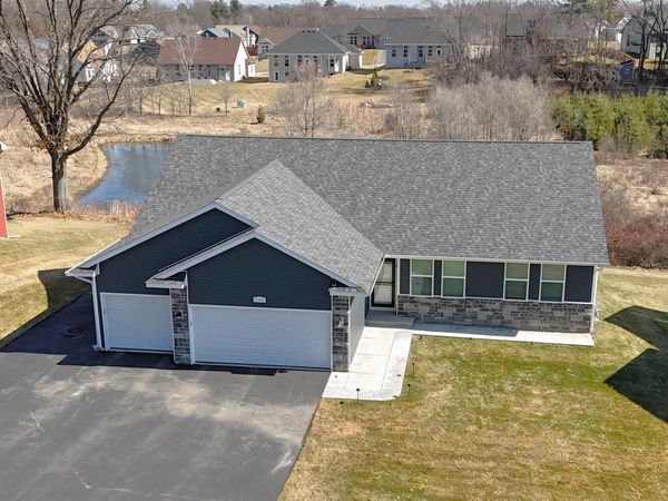 11308 N Mason Drive, Edgerton, WI 53534