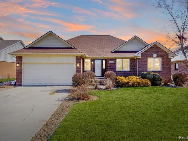 53198 Spurry Lane, Chesterfield Twp, MI 48051