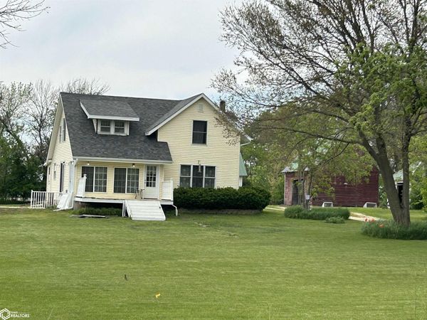 984 P Avenue, Jefferson, IA 50129