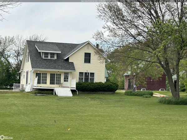 984 P Avenue, Jefferson, IA 50129