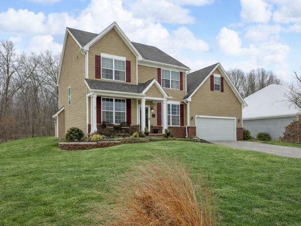 4009 Magnolia Parkway, Jackson, MI 49201