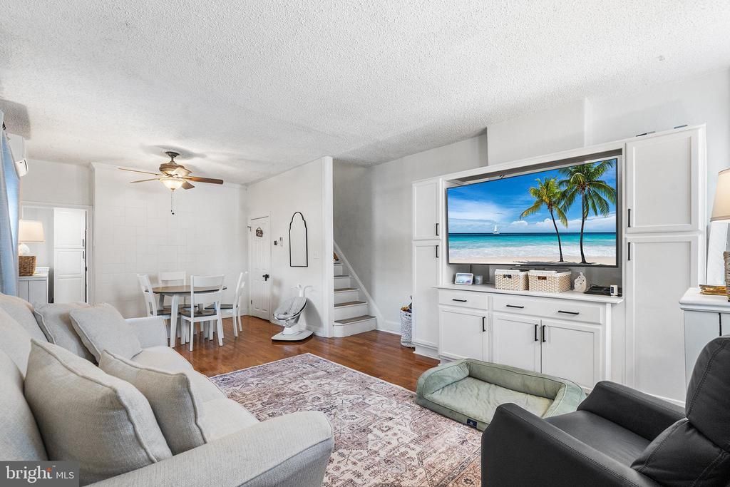 4549 Salmon Street, Philadelphia, PA 19137 Main Photo