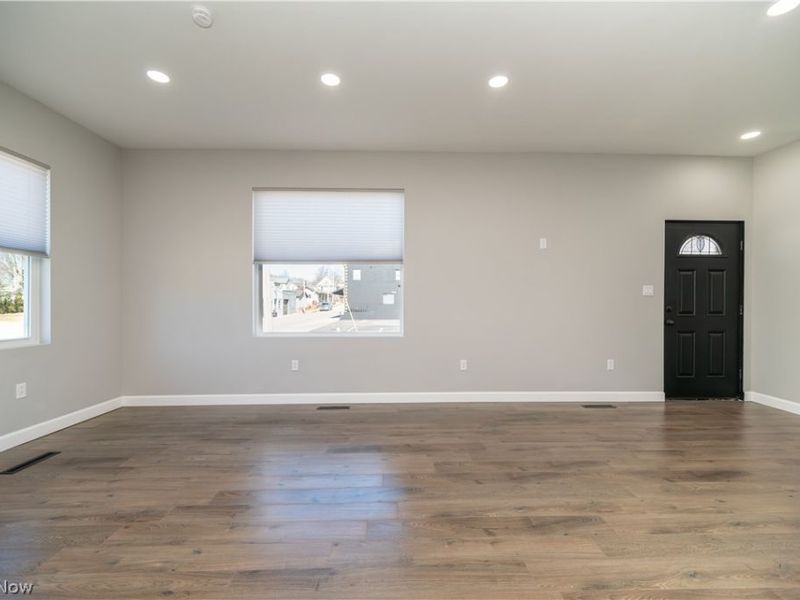 807 E Third Street, Salem, OH 44460 Photo 15