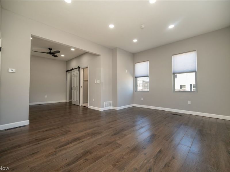 807 E Third Street, Salem, OH 44460 Photo 17