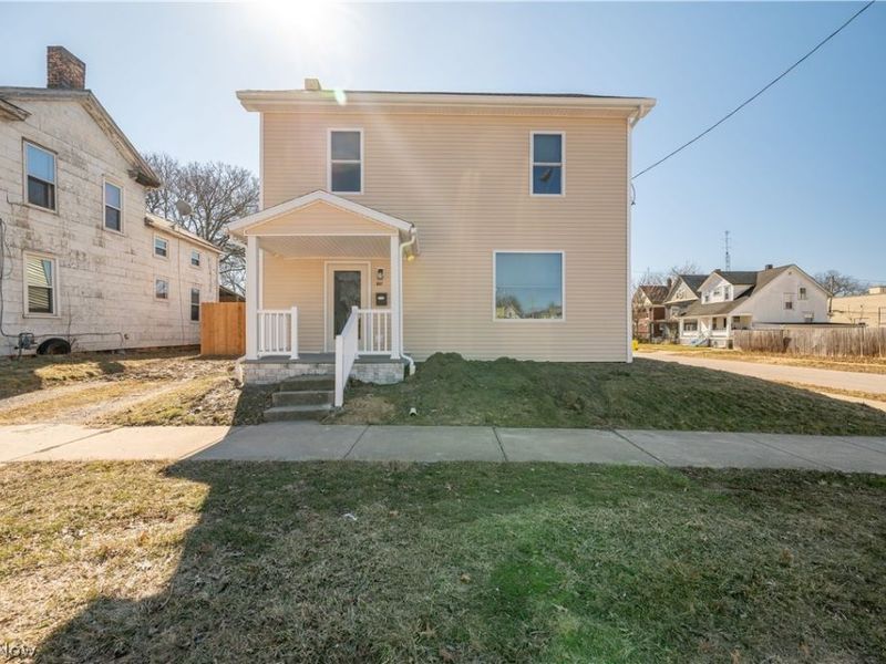 807 E Third Street, Salem, OH 44460 Photo 2