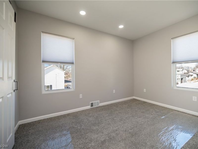 807 E Third Street, Salem, OH 44460 Photo 21