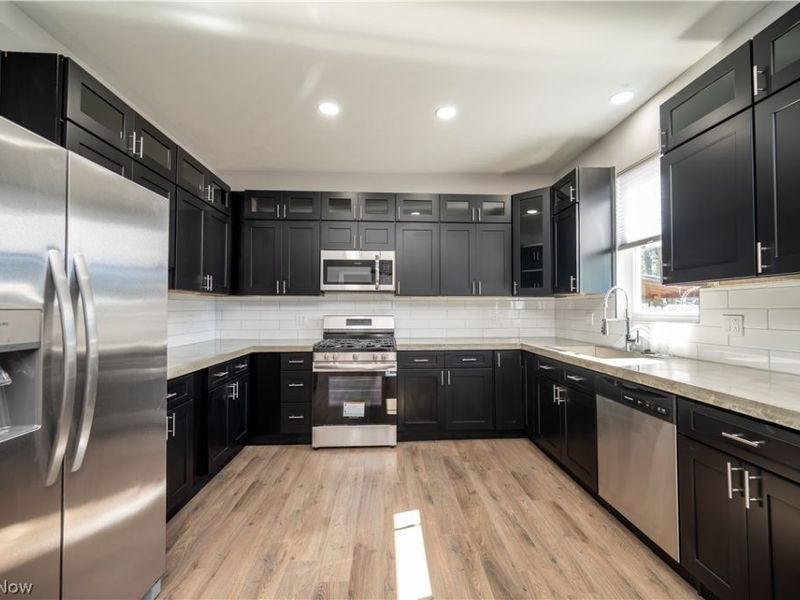 807 E Third Street, Salem, OH 44460 Photo 9