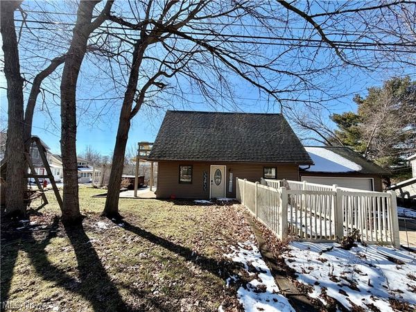274 Rustic Rook Road , Chippewa Lake, OH 44215