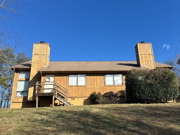 3975 Darryl Lane, Gainesville, GA 30506
