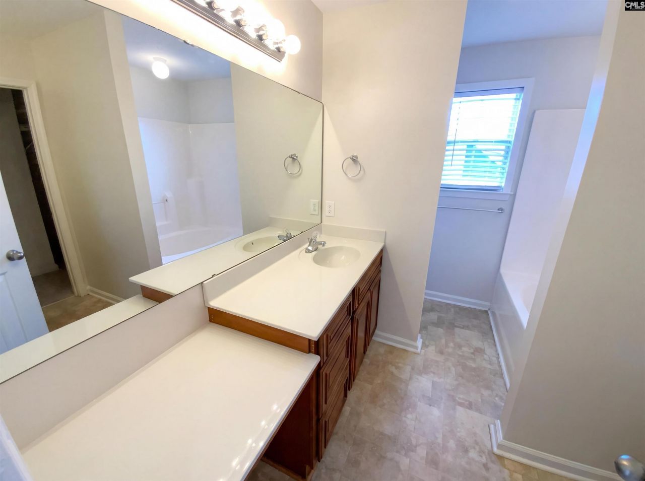 100 Battery Creek Drive Photo 19