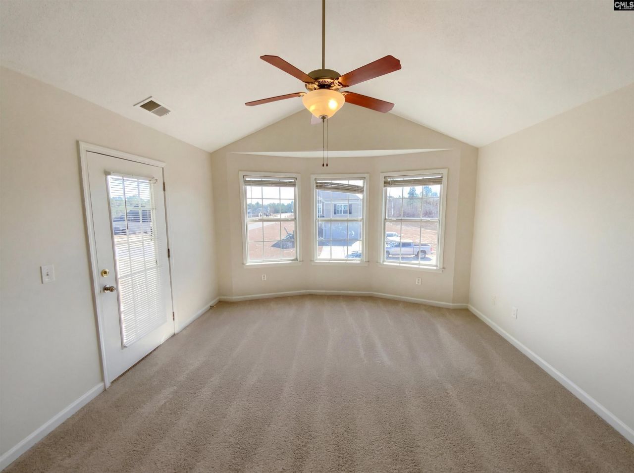 100 Battery Creek Drive Photo 4