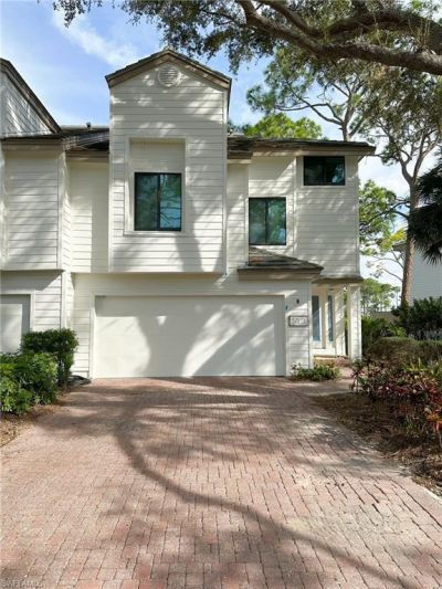 27121 Oakwood Lake Dr, Bonita Springs, FL 34134 Photo