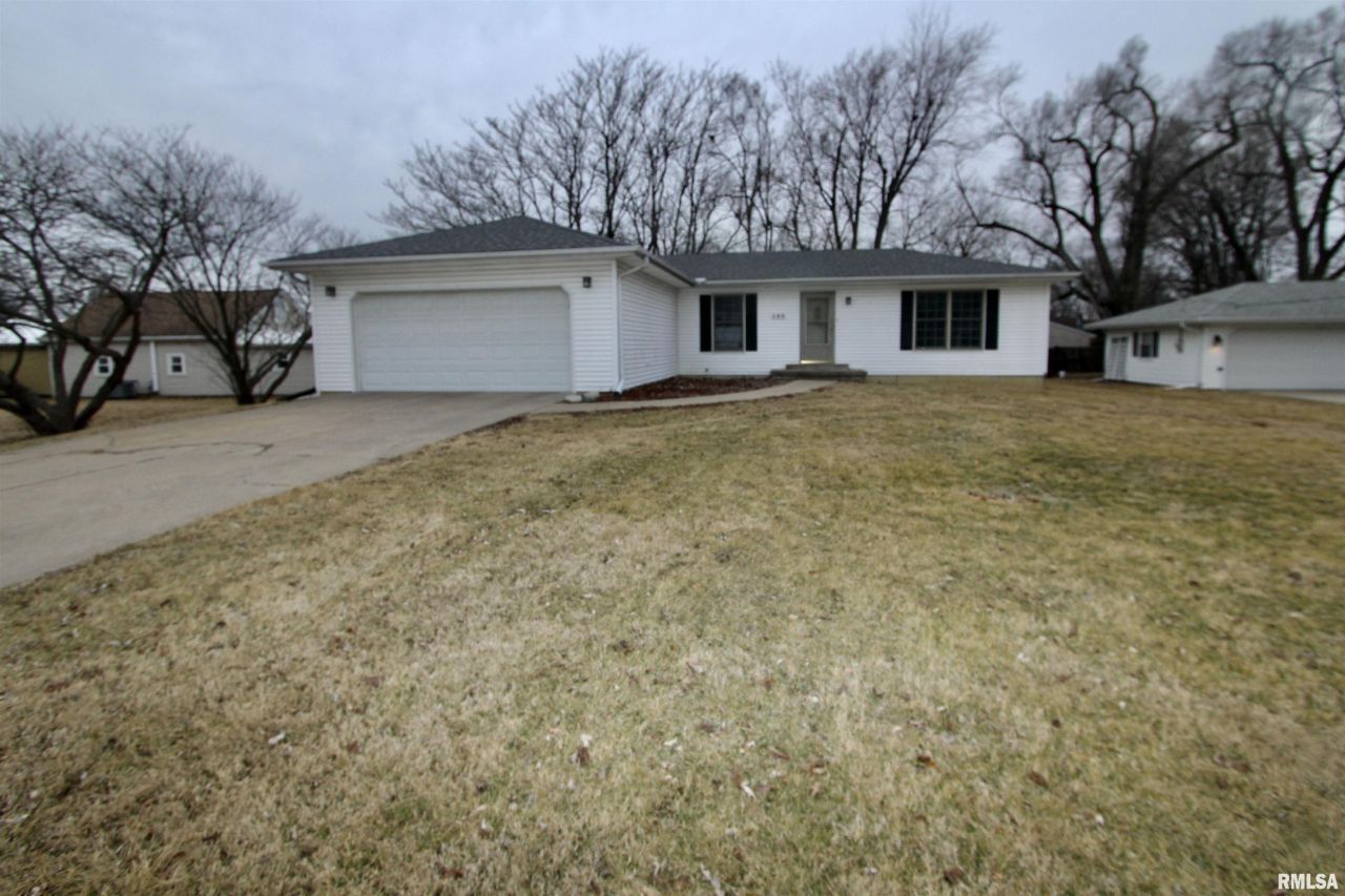 103 Esser Street, Washington, IL 61571 Main Photo