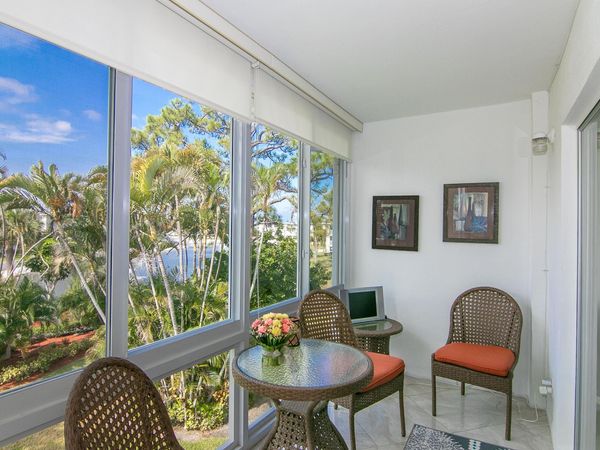 2562 N Garden Drive N, Unit 308, Lake Worth, FL 33461