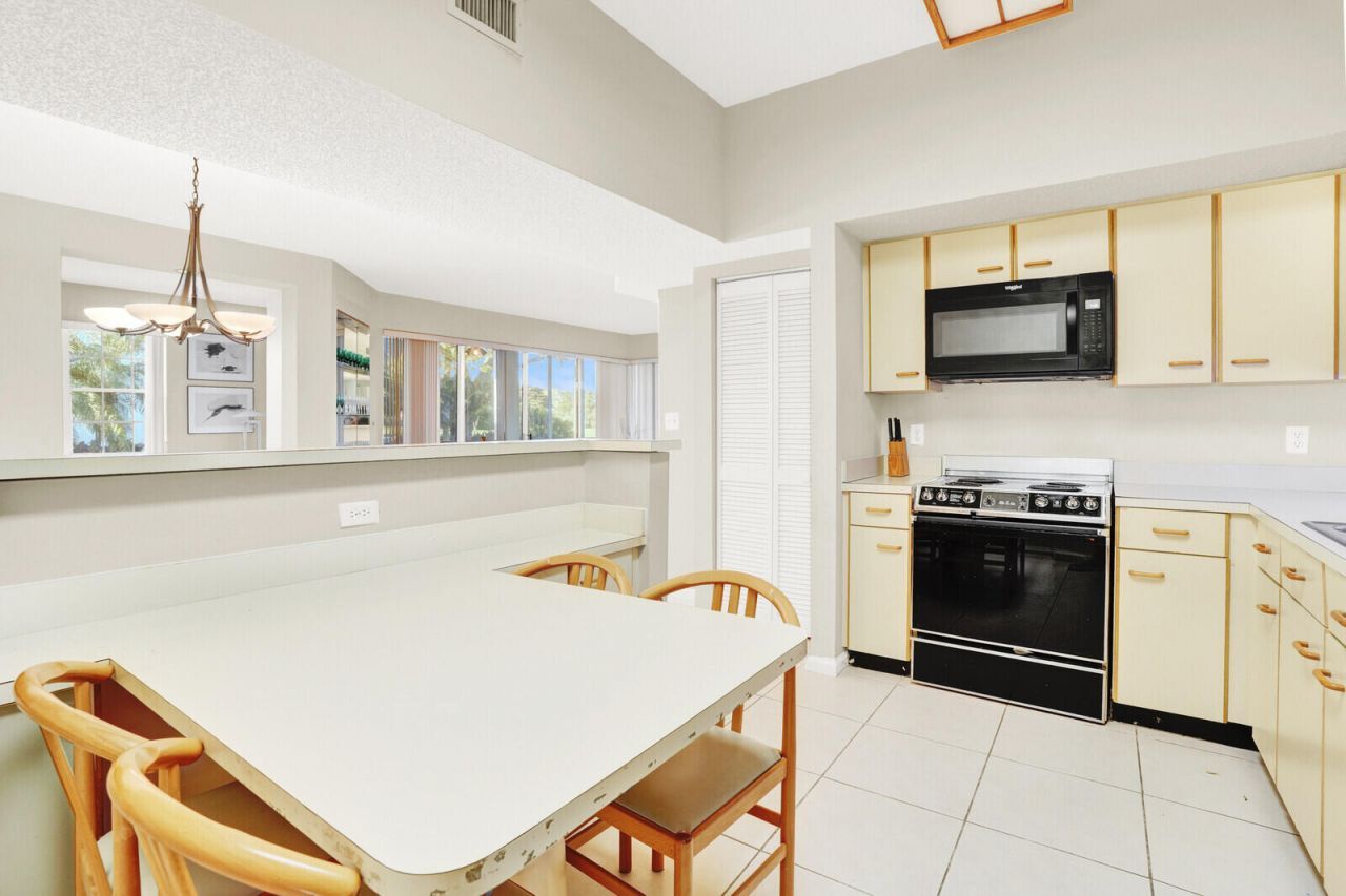 5106 Lake Catalina Drive, Unit A, Boca Raton, FL 33496 Photo