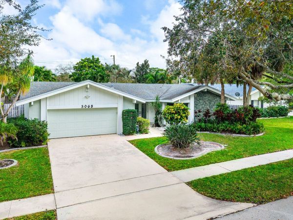 3068 NW 25th Way, Boca Raton, FL 33434