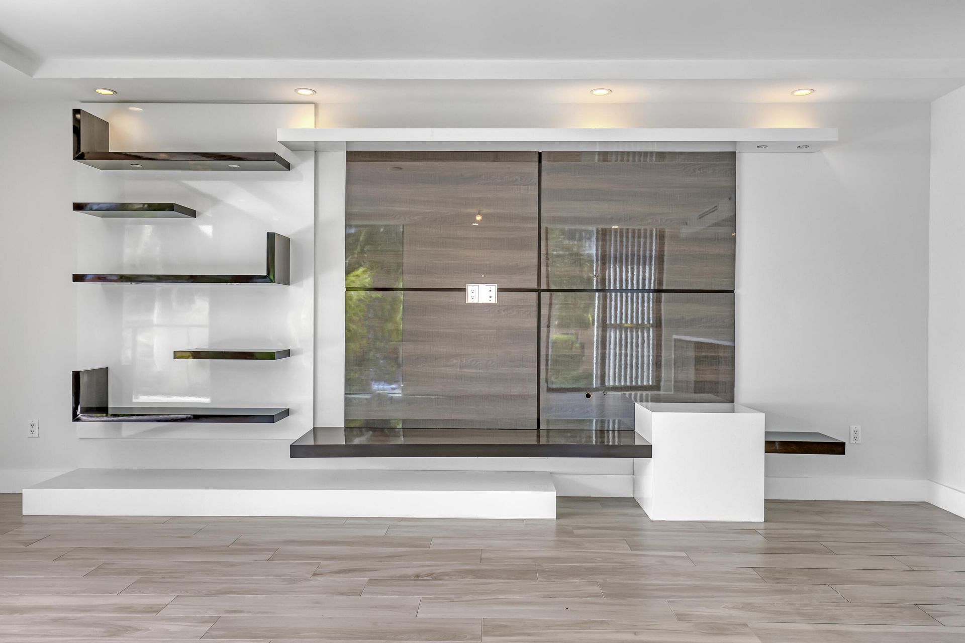 106 Inlet Way, Unit 201, Palm Beach Shores, FL 33404 Photo