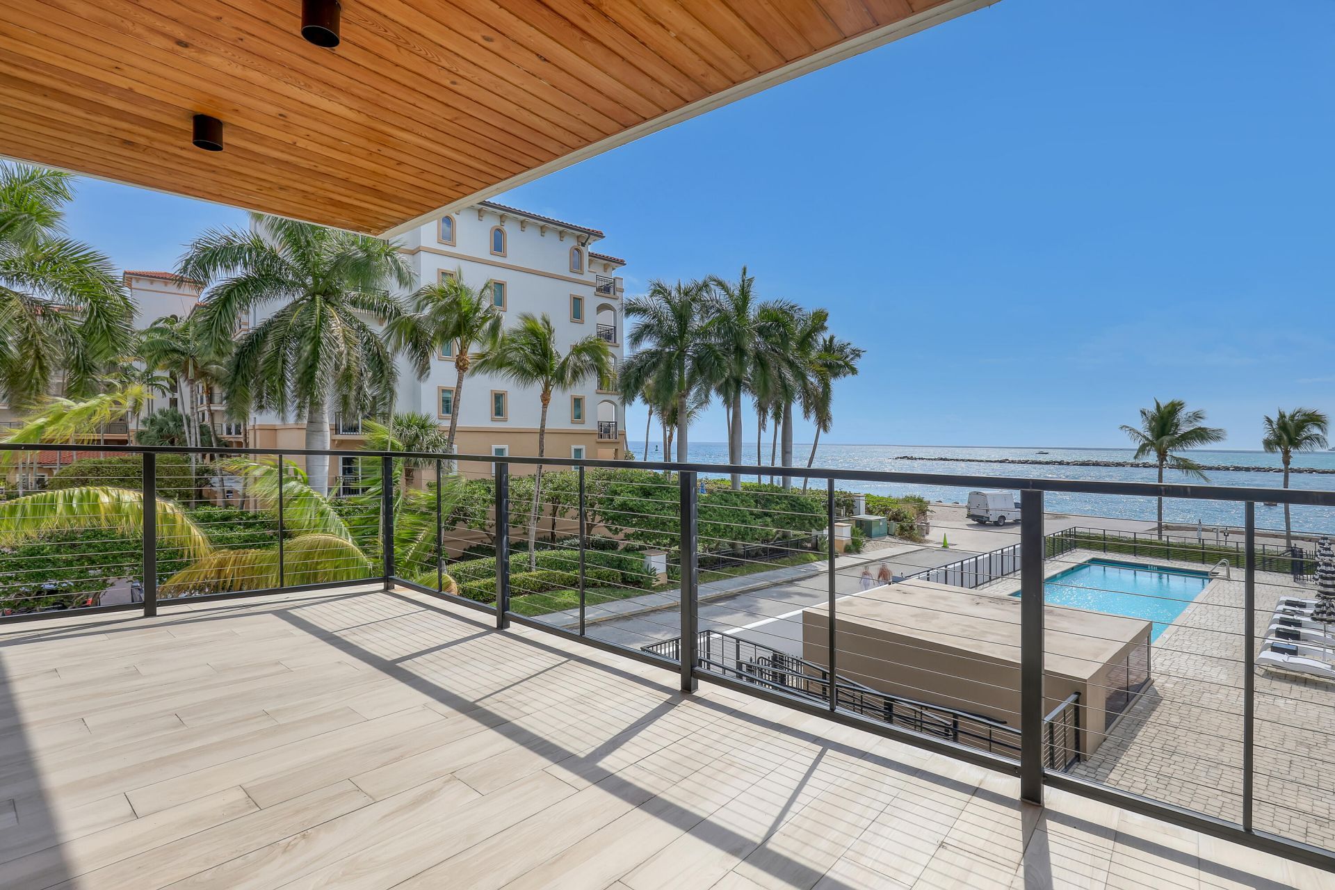 106 Inlet Way, Unit 201, Palm Beach Shores, FL 33404 Photo